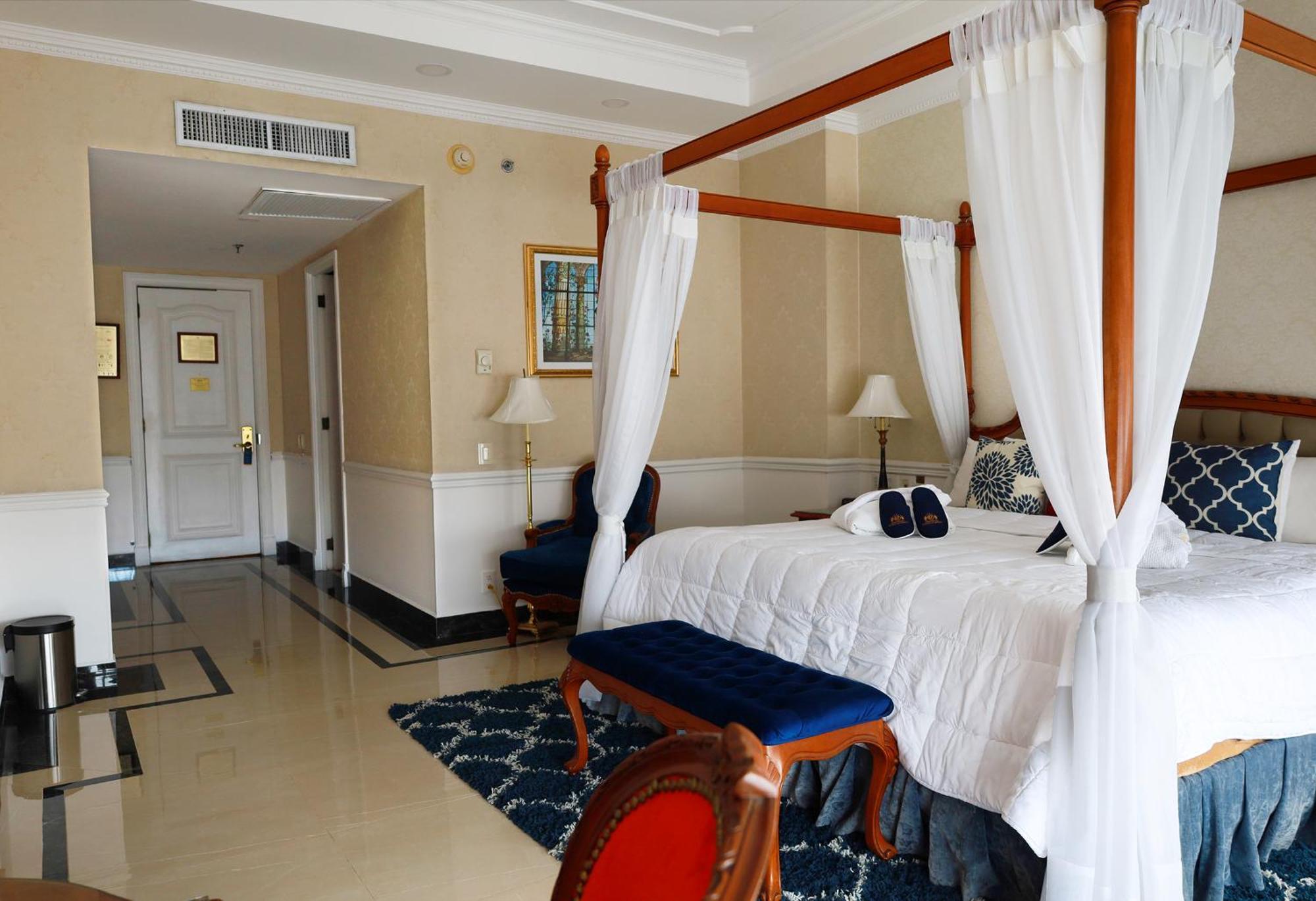 Gran Hotel Ciudad De Mexico Zocalo View מראה חיצוני תמונה A room at the hotel