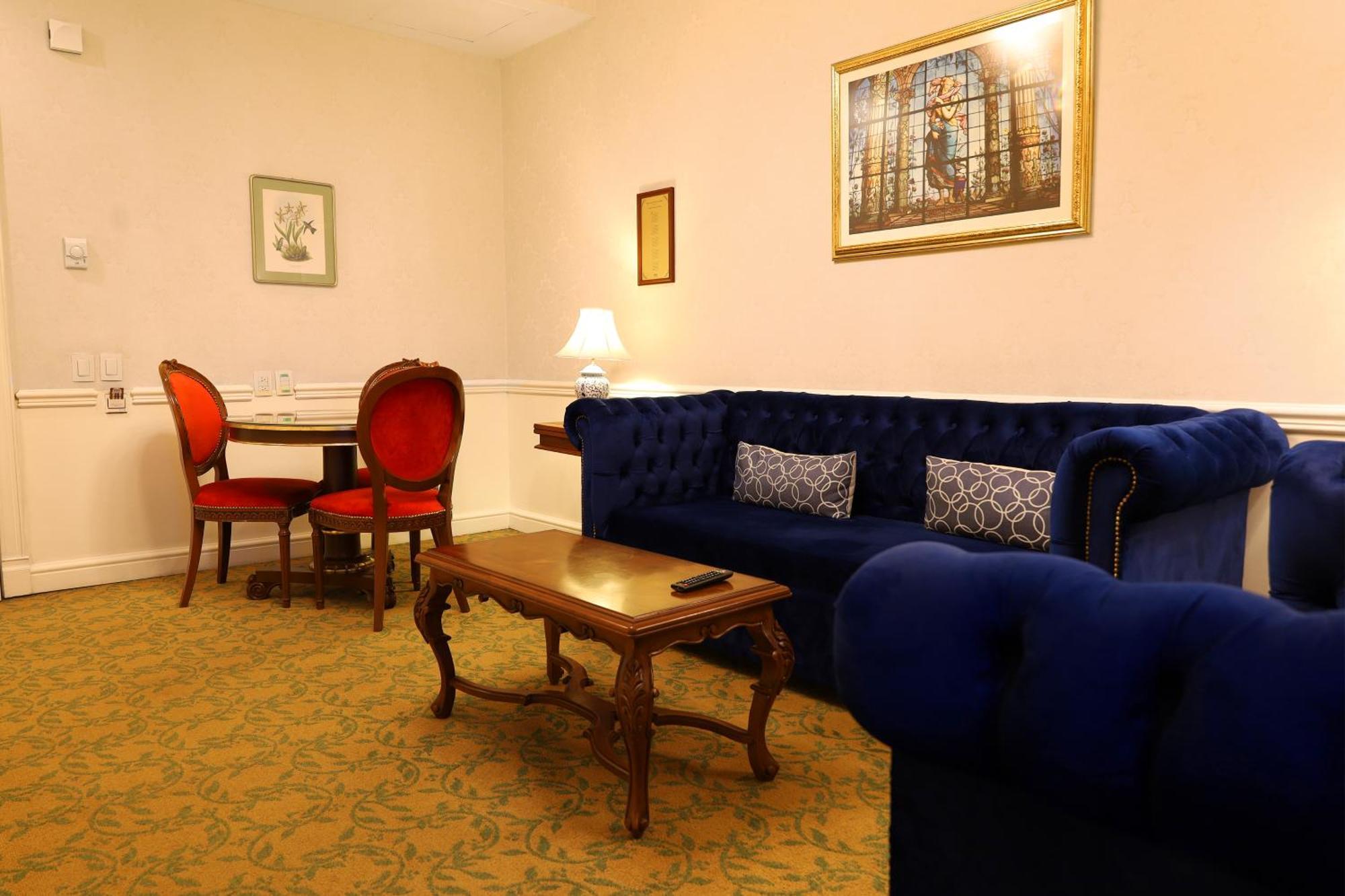 Gran Hotel Ciudad De Mexico Zocalo View מראה חיצוני תמונה A suite at the hotel